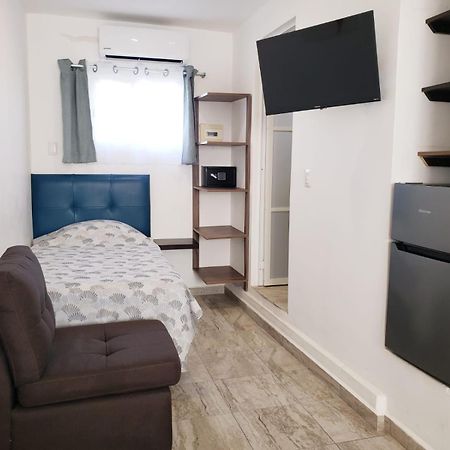 Casa Aura - Center Studio With Kitchen 女人岛 外观 照片